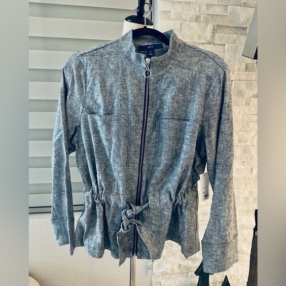 Upgrade Your Outerwear Game!
APT 9 Navy Blue Jacket 
Size: PL | NWT - Picture 4 of 4